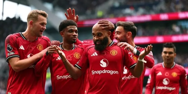 Nhận Định West Ham United vs Manchester United 3h15 ngày 11/2 3 Manchester United vẫn đang tìm kiếm sự ổn định cùng tân HLV